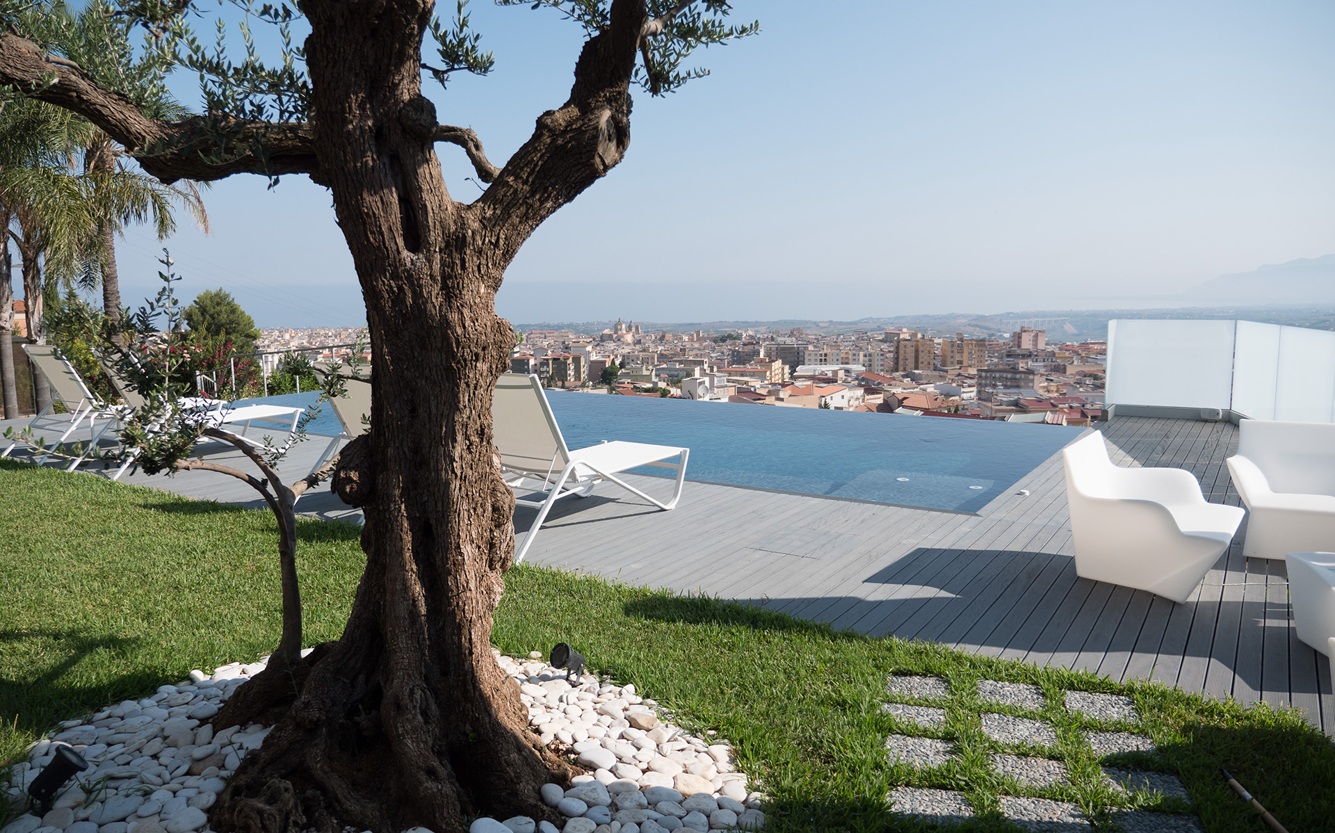 Adduma_Lodato_home3